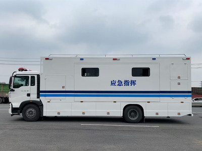 上汽大通應(yīng)急救援通訊指揮車 移動(dòng)的智慧中樞，守護(hù)生命安全的堅(jiān)實(shí)堡壘